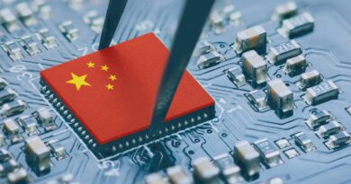 中国考虑推出700亿美元的芯片激励计划，以应对科技竞争。